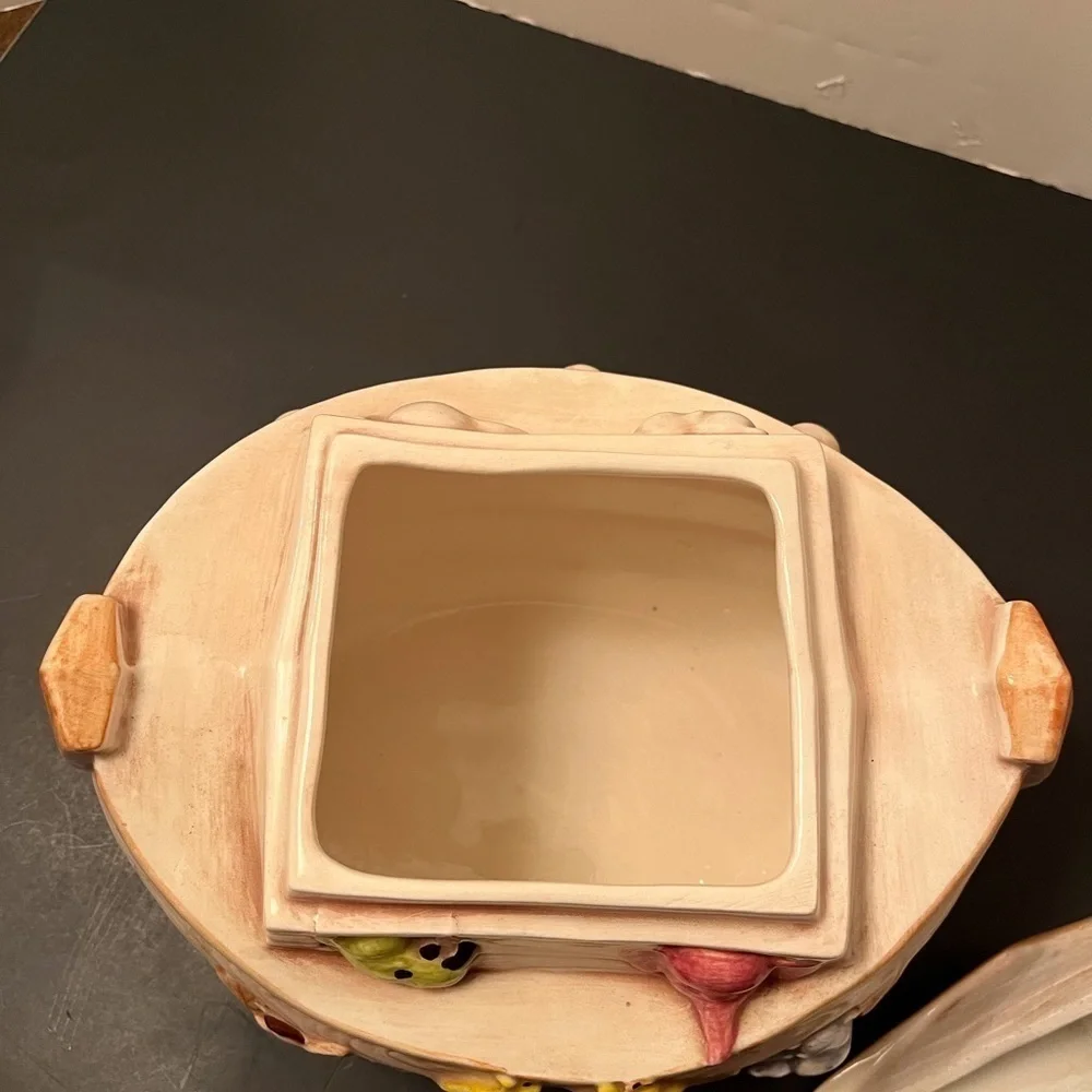 Vintage Noah’s Ark Cookie Jar